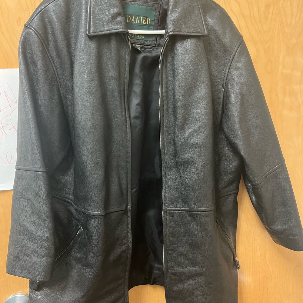 Daniel Canada genuine Men’s leather jacket zip up with collar